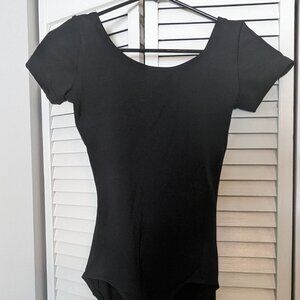 Capezio Short-Sleeve Scoop Neck Leotard - Size M